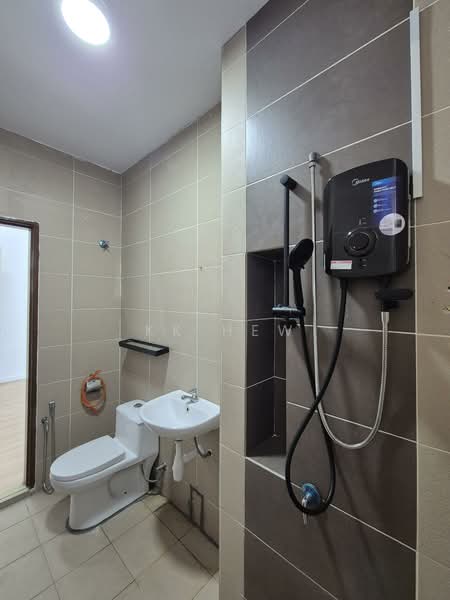 3-storey Terraced House for Rent in Tiara South (Semenyih) - KK HEW - Bathroom - PropertyGuru.com.my
