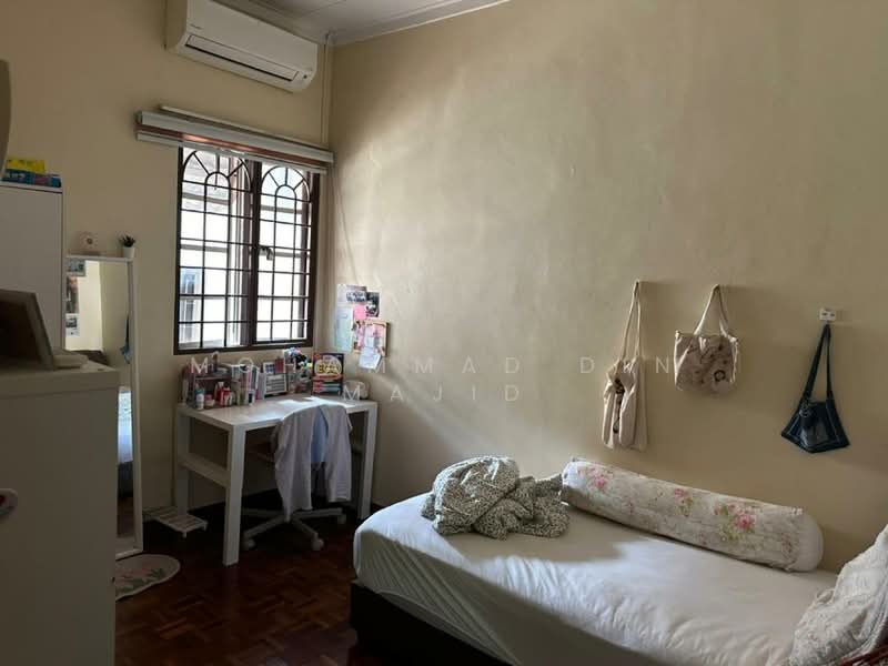 Rumah Teres 2 Tingkat untuk Dijual di Usj 16 (Subang Jaya) - Mohammad Din Majid - Bedroom - PropertyGuru.com.my