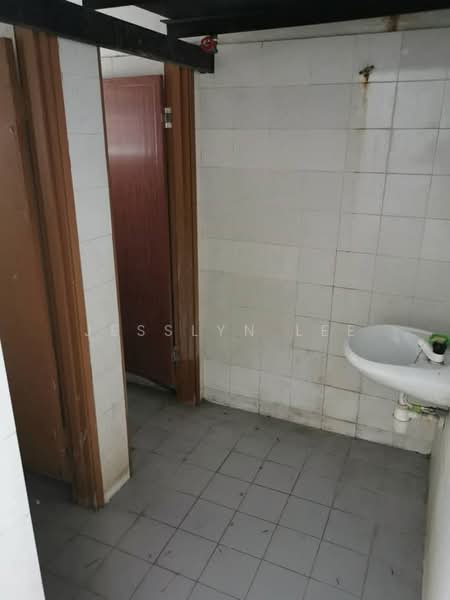 Kedai / Pejabat untuk Disewa di Taman Kajang Utama (Kajang) - Jesslyn Lee - PropertyGuru.com.my