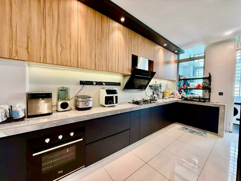 2-storey Terraced House for Sale in Setia Eco Cascadia (Tebrau) - Kino Jaw - Kitchen - PropertyGuru.com.my