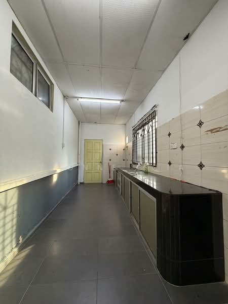 Semi-Detached House for Sale in Segamat (Johor) - Yvonne Chia - Kitchen - PropertyGuru.com.my