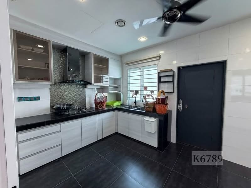 Rumah Teres 2 Tingkat untuk Dijual di Taman Sentosa (Klang) - Mason Chiah - Kitchen - PropertyGuru.com.my