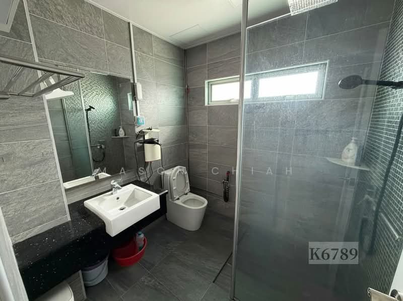 Rumah Teres 2 Tingkat untuk Dijual di Taman Sentosa (Klang) - Mason Chiah - Bathroom - PropertyGuru.com.my