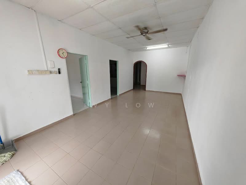 1-storey Terraced House for Sale in Skudai (Johor) - Ivy Low - Living Room - PropertyGuru.com.my