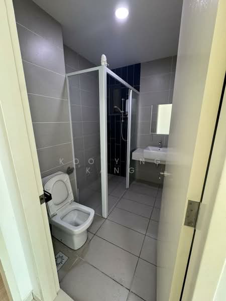 Service Residence for Rent at The Cruise Residence - Koo Ying Kang - Bathroom - PropertyGuru.com.my