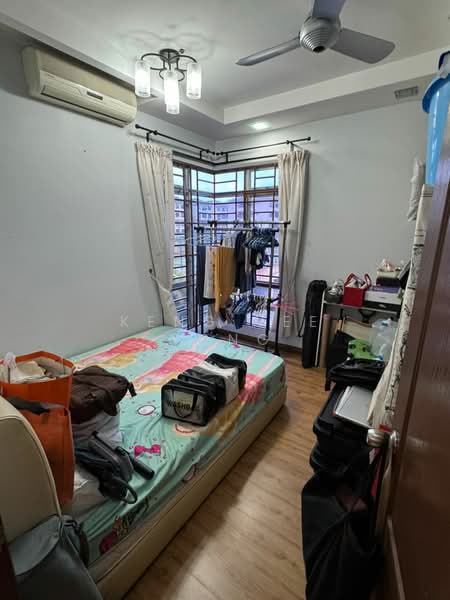 Kondominium untuk Dijual di Villa Park - Keng Yee Yong - Bedroom - PropertyGuru.com.my