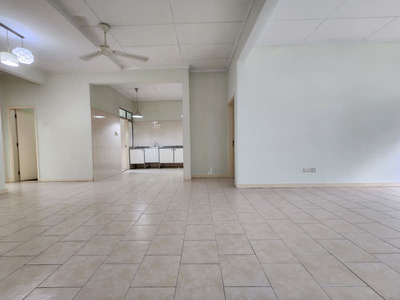 Townhouse for Sale in Kota Kemuning (Shah Alam) - J J - PropertyGuru.com.my