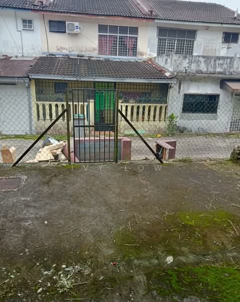 Rumah Teres 2 Tingkat untuk Dijual di Taman Bukit Kempas (Tampoi) - Ivy Low - Exterior - PropertyGuru.com.my