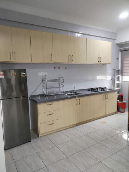 Apartment for Rent at Blok A & B, Pangsapuri Putra Impian - Shamsul Kamar Abd Shukor - Kitchen - PropertyGuru.com.my