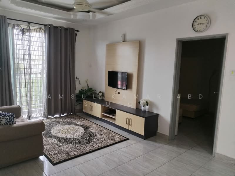 Apartment for Rent at Blok A & B, Pangsapuri Putra Impian - Shamsul Kamar Abd Shukor - Living Room - PropertyGuru.com.my