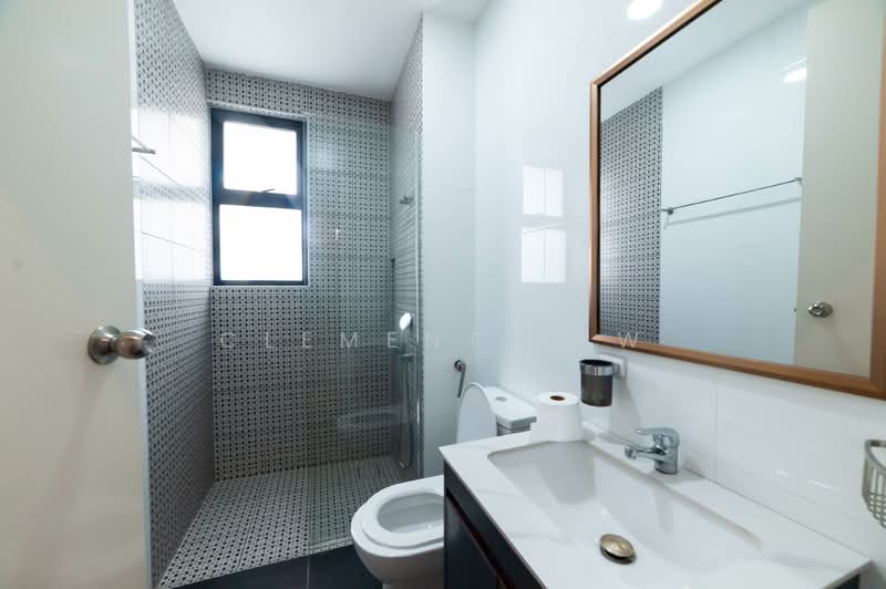 Semi-Detached House for Sale in Setia Alam (Selangor) - Clement Yew - Bathroom - PropertyGuru.com.my