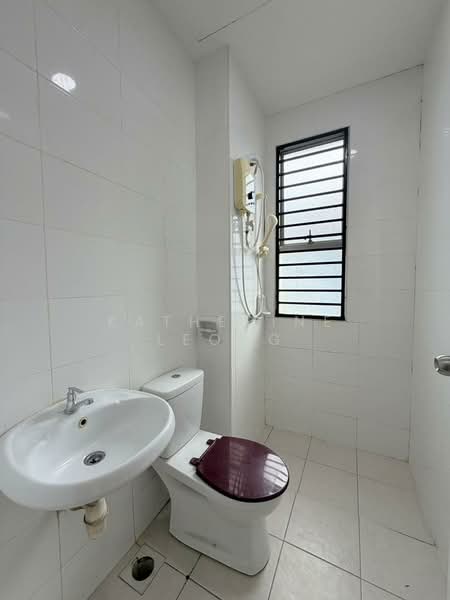 Cluster House for Rent in Rawang (Selangor) - Katherine Leong - Bathroom - PropertyGuru.com.my