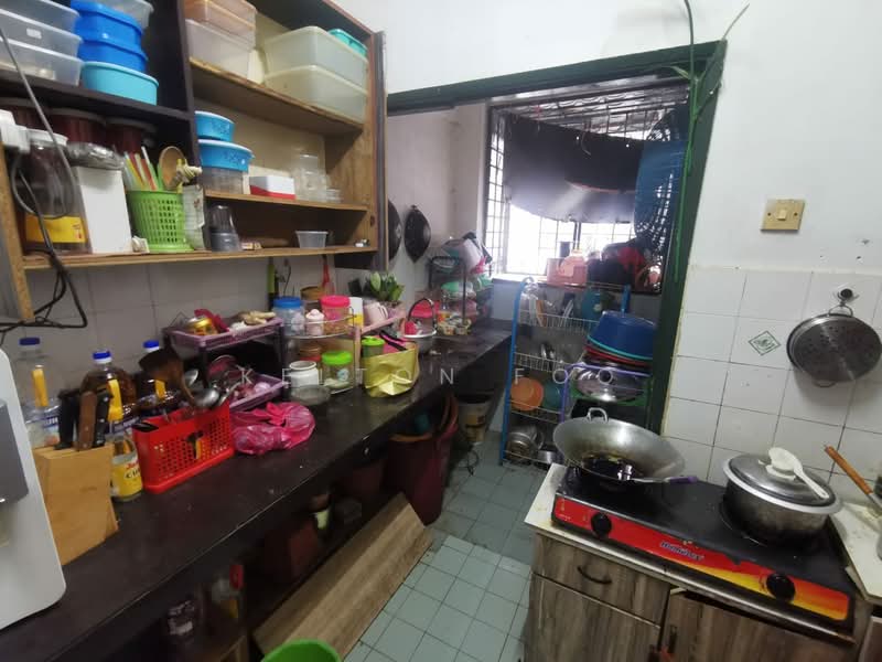 Rumah Flat untuk Dijual di Las Palmas - Kelton Foo - Kitchen - PropertyGuru.com.my