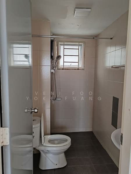 Apartment for Rent at Seri Baiduri - Veni Foo Yoke Fuang - Bathroom - PropertyGuru.com.my