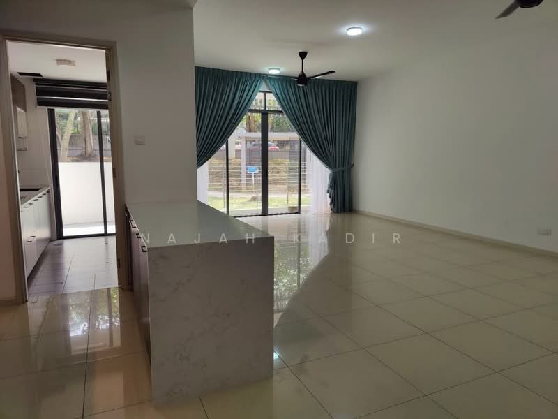 2-storey Terraced House for Sale in Cyberjaya (Selangor) - Najah Kadir - Living Room - PropertyGuru.com.my