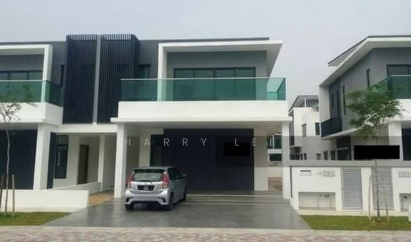 Semi-Detached House for Sale in TAMAN PUCHONG UTAMA (Puchong) - Harry Lee - Exterior - PropertyGuru.com.my