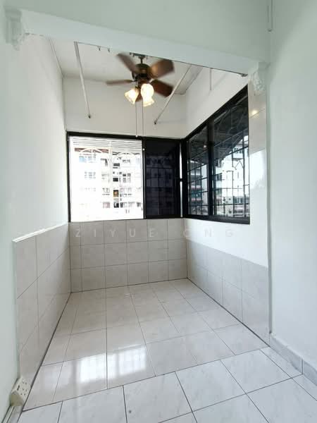 Apartment for Sale at Sri Cempaka (Puchong Jaya) - Ziyue Ong - Balcony - PropertyGuru.com.my