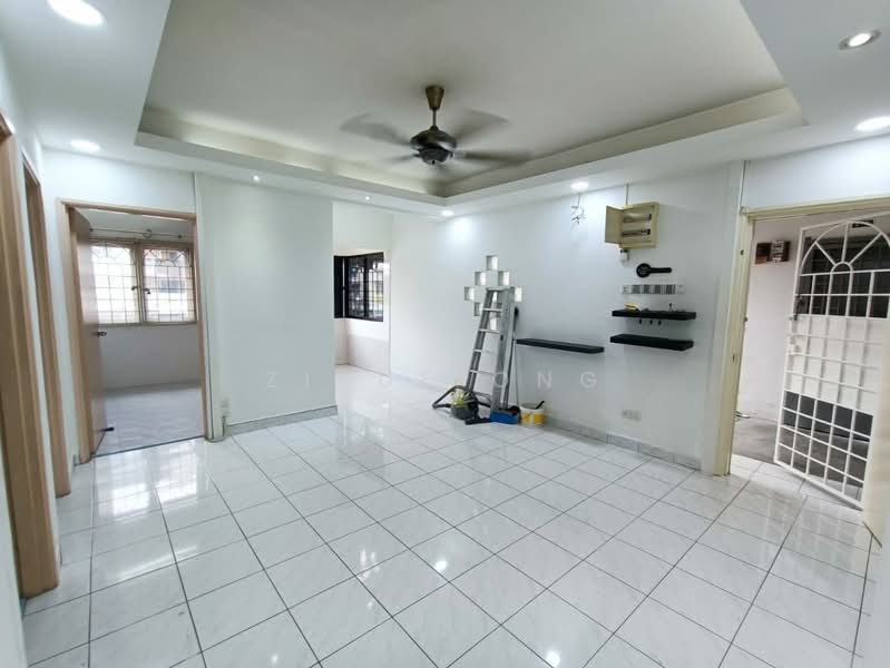 Apartment for Sale at Sri Cempaka (Puchong Jaya) - Ziyue Ong - Living Room - PropertyGuru.com.my
