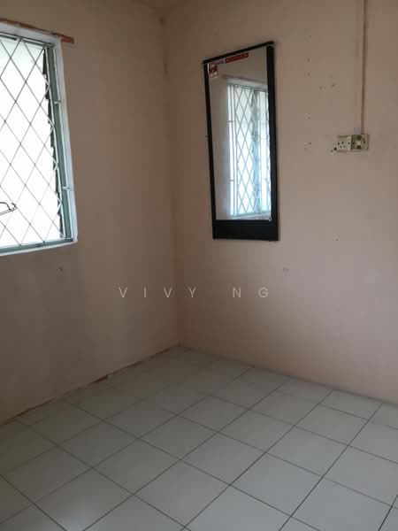 Rumah Flat untuk Disewa di Flat Taman Ungku Tun Aminah - Vivy Ng - PropertyGuru.com.my