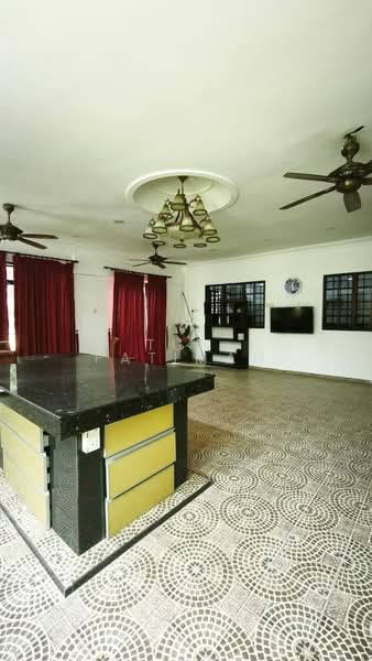Bungalow for Sale in Teluk Kemang (Negeri Sembilan) - Tun Fatimah - Living Room - PropertyGuru.com.my