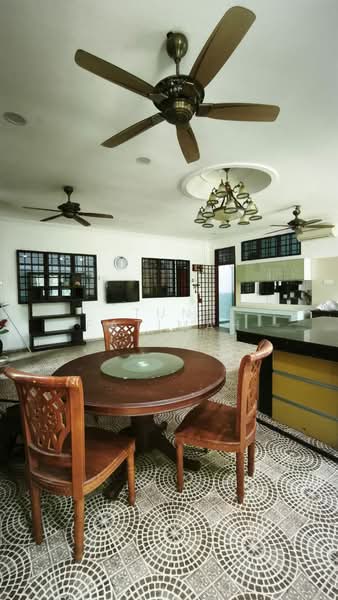 Bungalow for Sale in Teluk Kemang (Negeri Sembilan) - Tun Fatimah - Dining Room - PropertyGuru.com.my