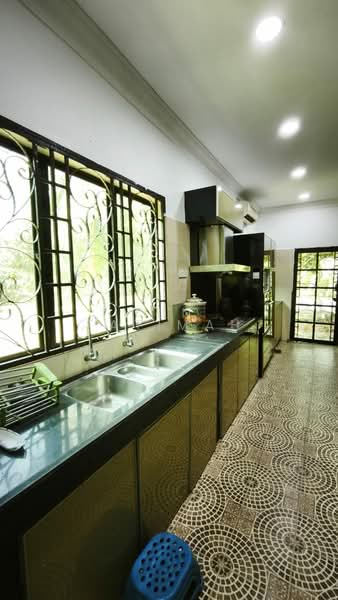 Bungalow for Sale in Teluk Kemang (Negeri Sembilan) - Tun Fatimah - Kitchen - PropertyGuru.com.my