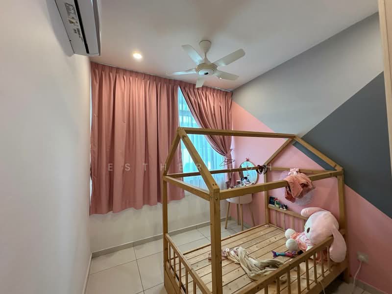 2-storey Terraced House for Sale in Taman Mount Austin (Tebrau) - Esther Toh - Bedroom - PropertyGuru.com.my