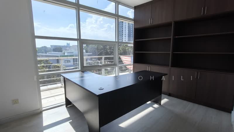 Shop / Office for Sale in Presint 8 (Putrajaya) - Effendy Shohaili - Study - PropertyGuru.com.my
