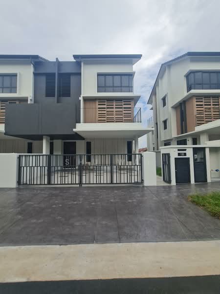 Semi-Detached House for Sale in Seri Kembangan (Selangor) - Shu Wai - Exterior - PropertyGuru.com.my