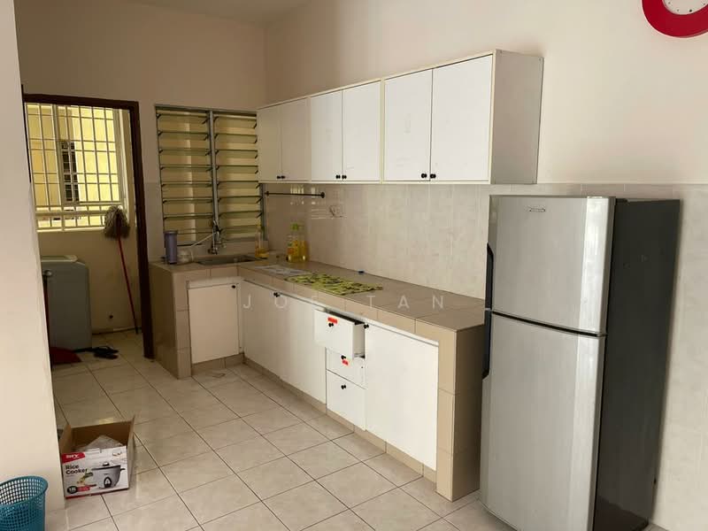 Condominium for Sale at Platinum Hill PV 5 - Joe Tan - Kitchen - PropertyGuru.com.my