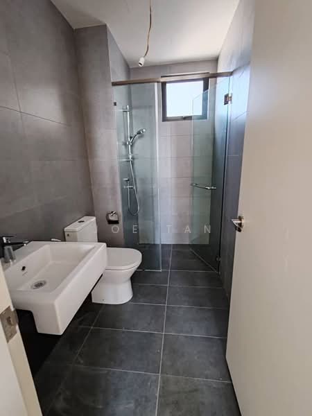 Service Residence for Sale at Sunway Avila Residences - Joe Tan - Bathroom - PropertyGuru.com.my