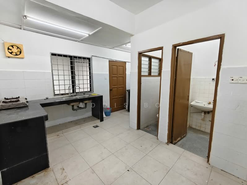 2-storey Terraced House for Sale in Taman Muda (Ampang) - Addis Bo - Kitchen - PropertyGuru.com.my