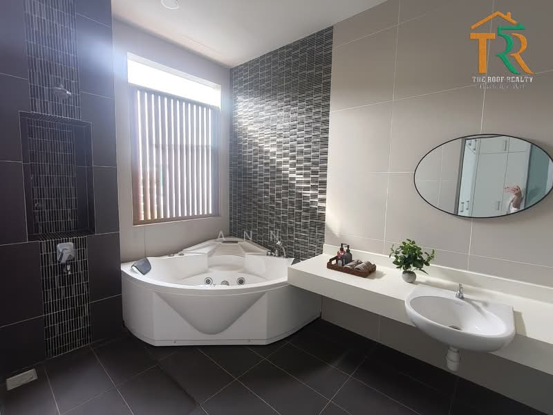 Condominium for Sale at The Seed Taman Sutera Utama - Ann . - Bathroom - PropertyGuru.com.my