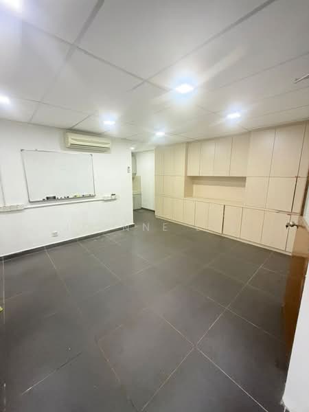 Factory for Rent in Taman Universiti Indah (Seri Kembangan) - JOANNE LEE - Interior - PropertyGuru.com.my