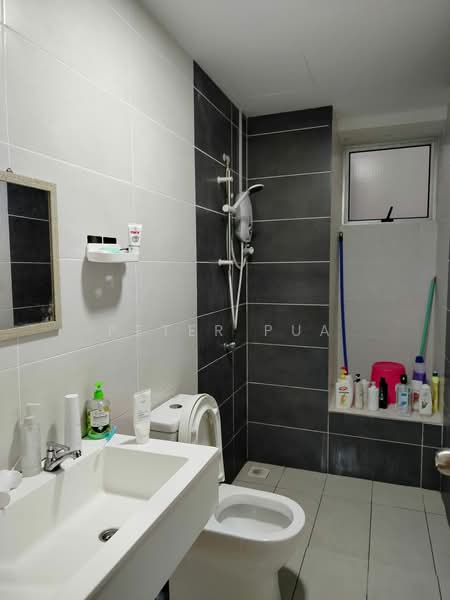 Kondominium untuk Disewa di Residensi PV18 - Peter Pua - Bathroom - PropertyGuru.com.my
