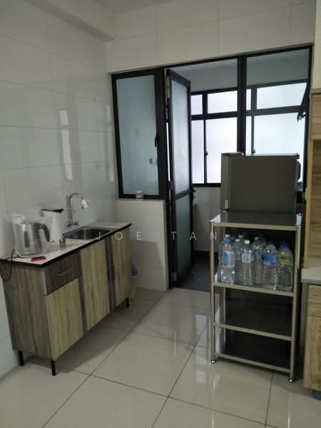 Service Residence for Sale at KL Traders Square - Joe Tan - Kitchen - PropertyGuru.com.my