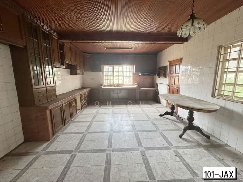 Bungalow for Sale in Taman Eng Ann (Klang) - Mason Chiah - Kitchen - PropertyGuru.com.my