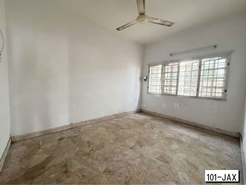 Bungalow for Sale in Taman Eng Ann (Klang) - Mason Chiah - Interior - PropertyGuru.com.my