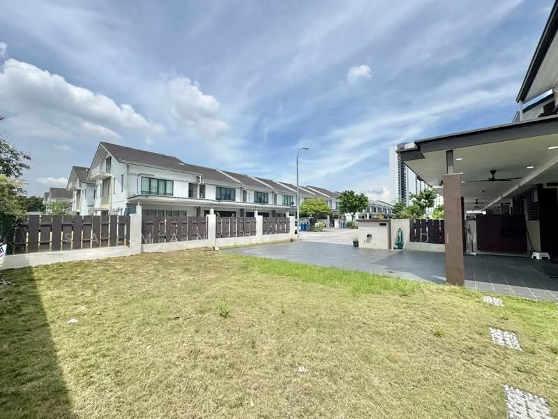 2.5-storey Terraced House for Sale in Shah Alam (Selangor) - Salman Sharifudin - Exterior - PropertyGuru.com.my