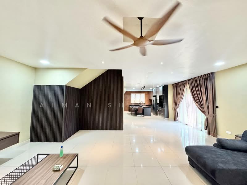 2.5-storey Terraced House for Sale in Shah Alam (Selangor) - Salman Sharifudin - Living Room - PropertyGuru.com.my