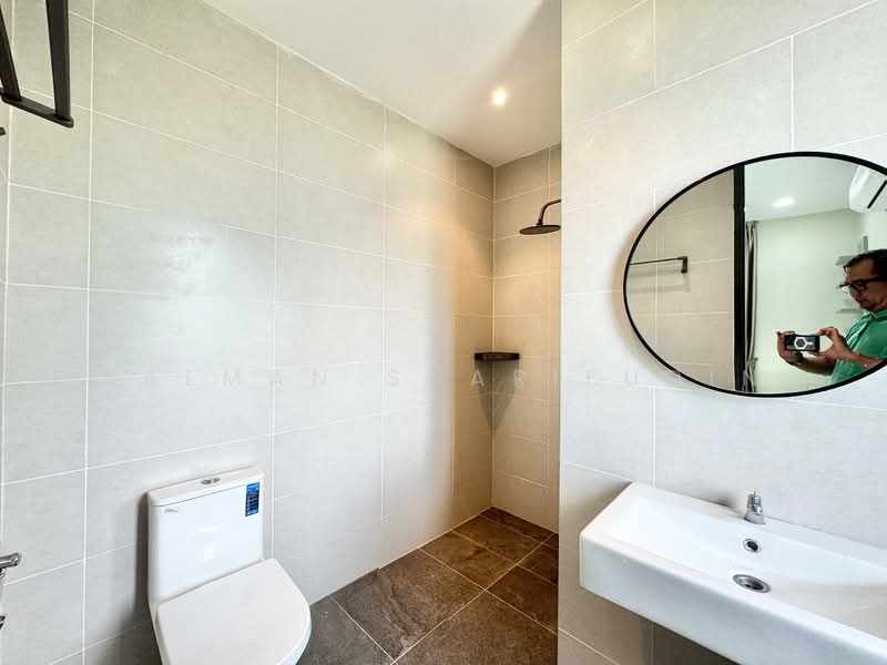 2.5-storey Terraced House for Sale in Shah Alam (Selangor) - Salman Sharifudin - Bathroom - PropertyGuru.com.my