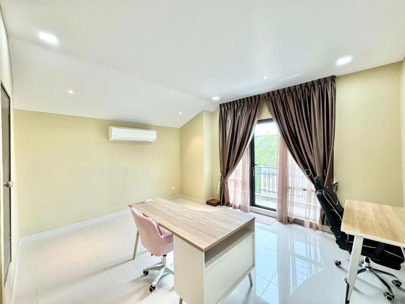 2.5-storey Terraced House for Sale in Shah Alam (Selangor) - Salman Sharifudin - Study - PropertyGuru.com.my