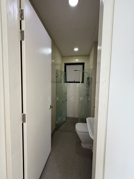 Kondominium untuk Dijual di Waltz Residences - Alex Chin - Bathroom - PropertyGuru.com.my
