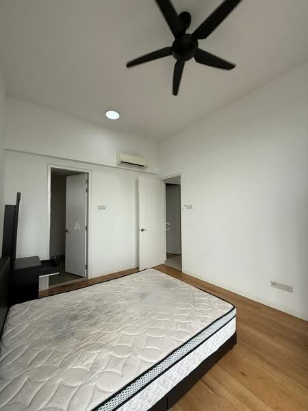 Kondominium untuk Dijual di Waltz Residences - Alex Chin - Bedroom - PropertyGuru.com.my