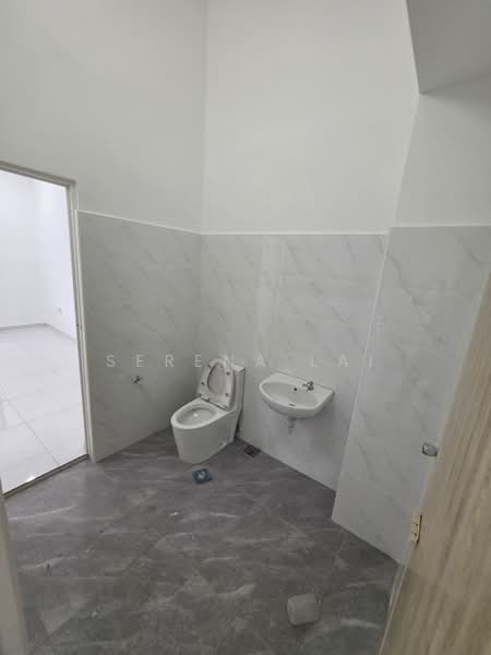2-storey Terraced House for Sale in Tampoi (Johor) - Serena Lai - PropertyGuru.com.my