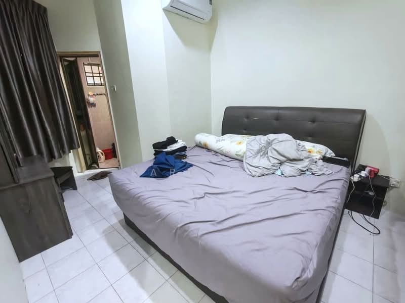 1-storey Terraced House for Sale in Taman Nusa Jaya Mas (Iskandar Puteri (Nusajaya)) - Karl Lim - Bedroom - PropertyGuru.com.my