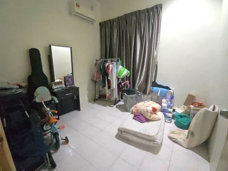 1-storey Terraced House for Sale in Taman Nusa Jaya Mas (Iskandar Puteri (Nusajaya)) - Karl Lim - Bedroom - PropertyGuru.com.my