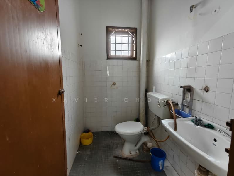 2-storey Terraced House for Sale in Taman Muda (Ampang) - Xavier Chong - Bathroom - PropertyGuru.com.my