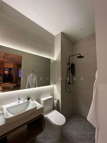 Servis Apartment untuk Dijual di Summer Suites - Residensi Bukit Meldrum - Vicky Wong - Bathroom - PropertyGuru.com.my