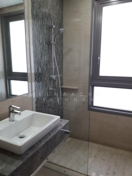 Servis Apartment untuk Dijual di The Sentral Residences - Meenaachi Krishnan - Bathroom - PropertyGuru.com.my